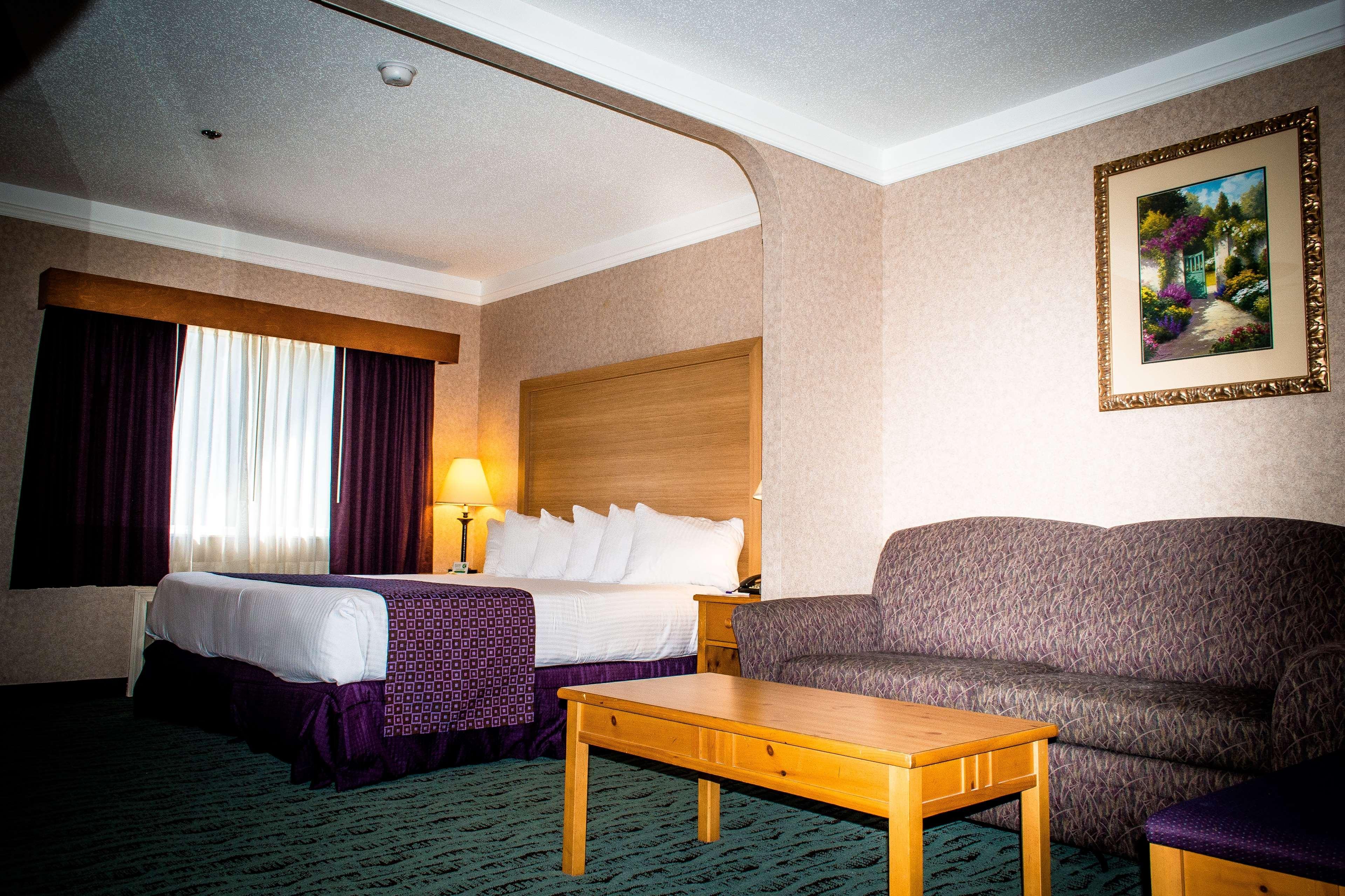 Best Western Plus Executive Court Inn & Conference Center Manchester Buitenkant foto