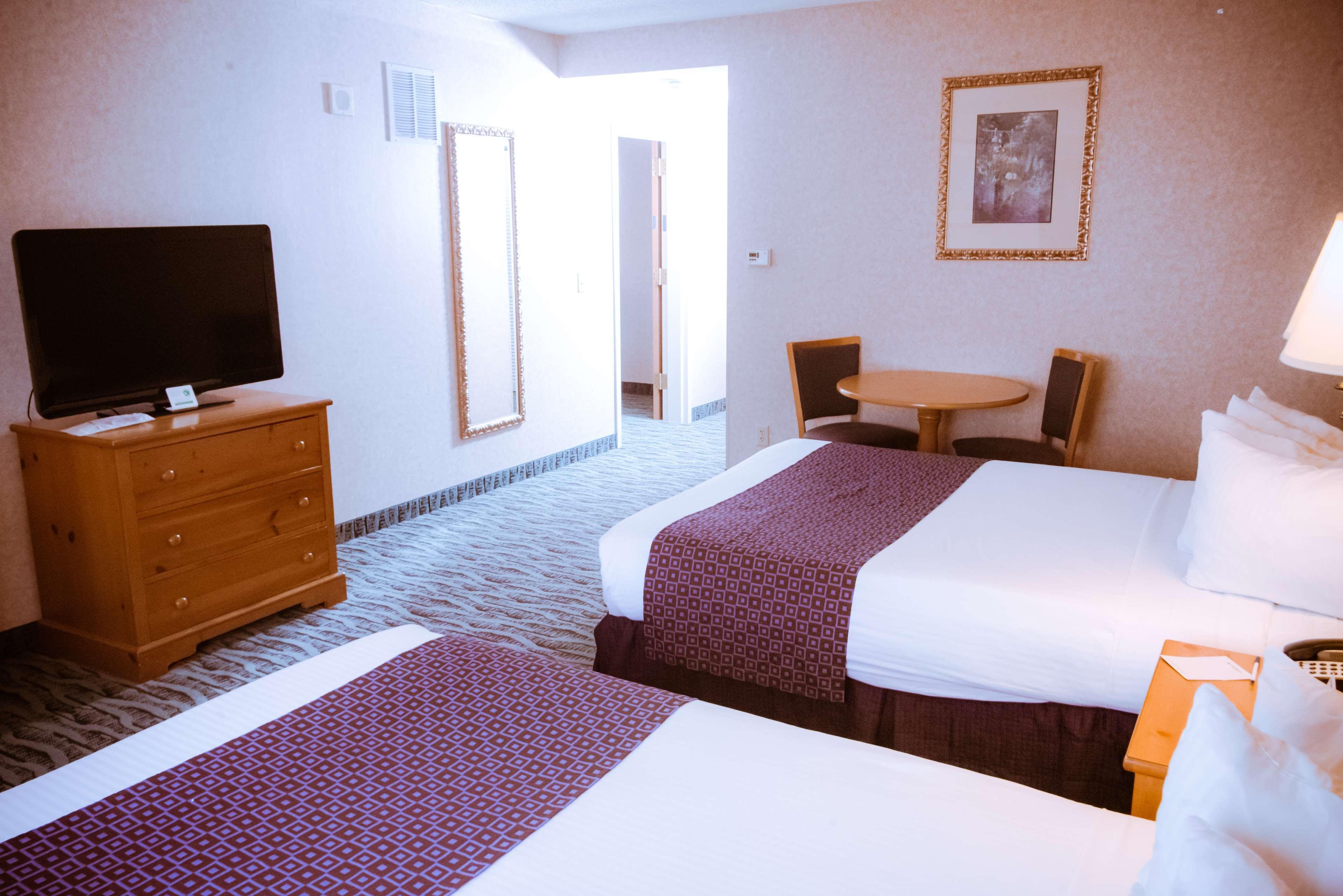 Best Western Plus Executive Court Inn & Conference Center Manchester Buitenkant foto