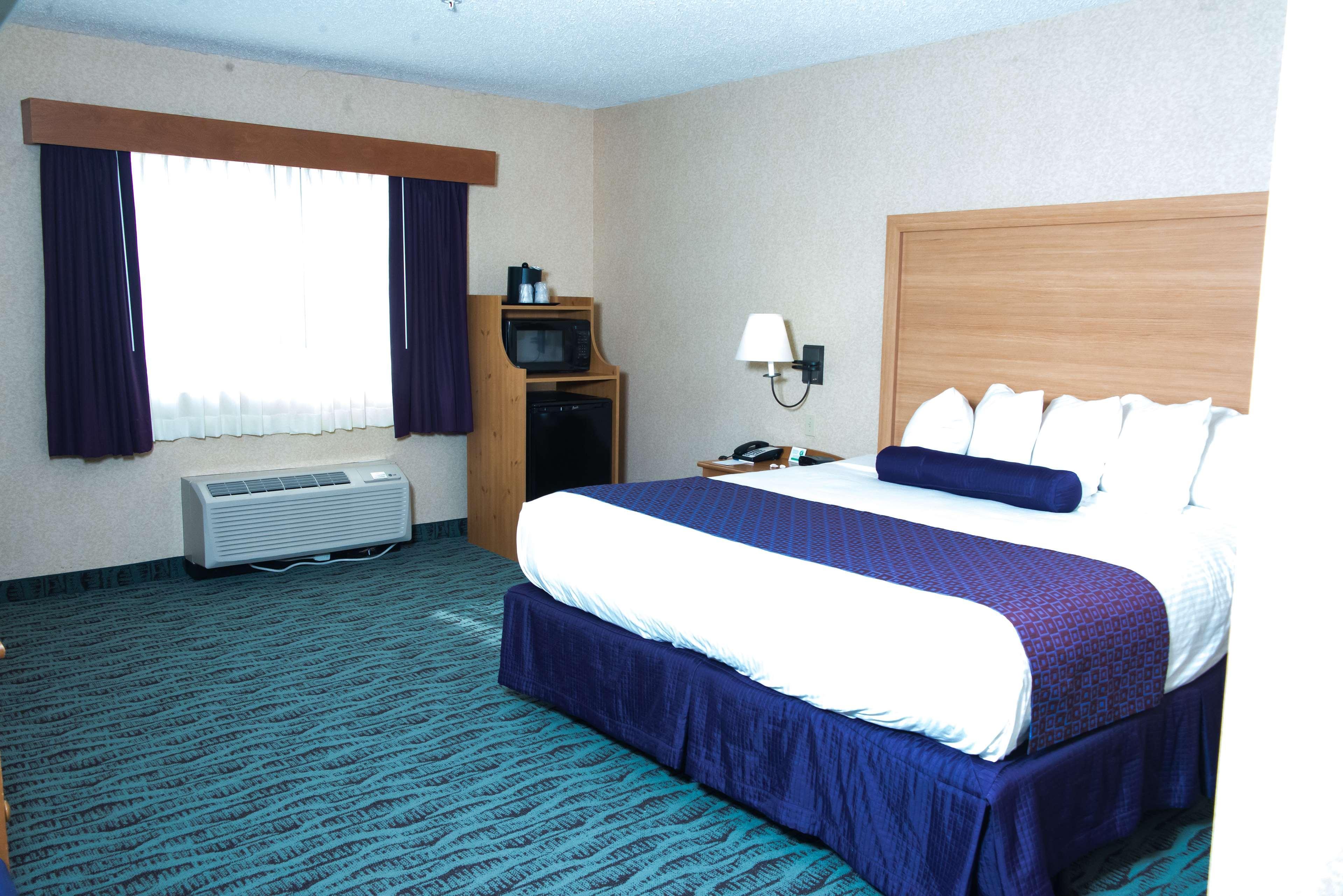 Best Western Plus Executive Court Inn & Conference Center Manchester Buitenkant foto